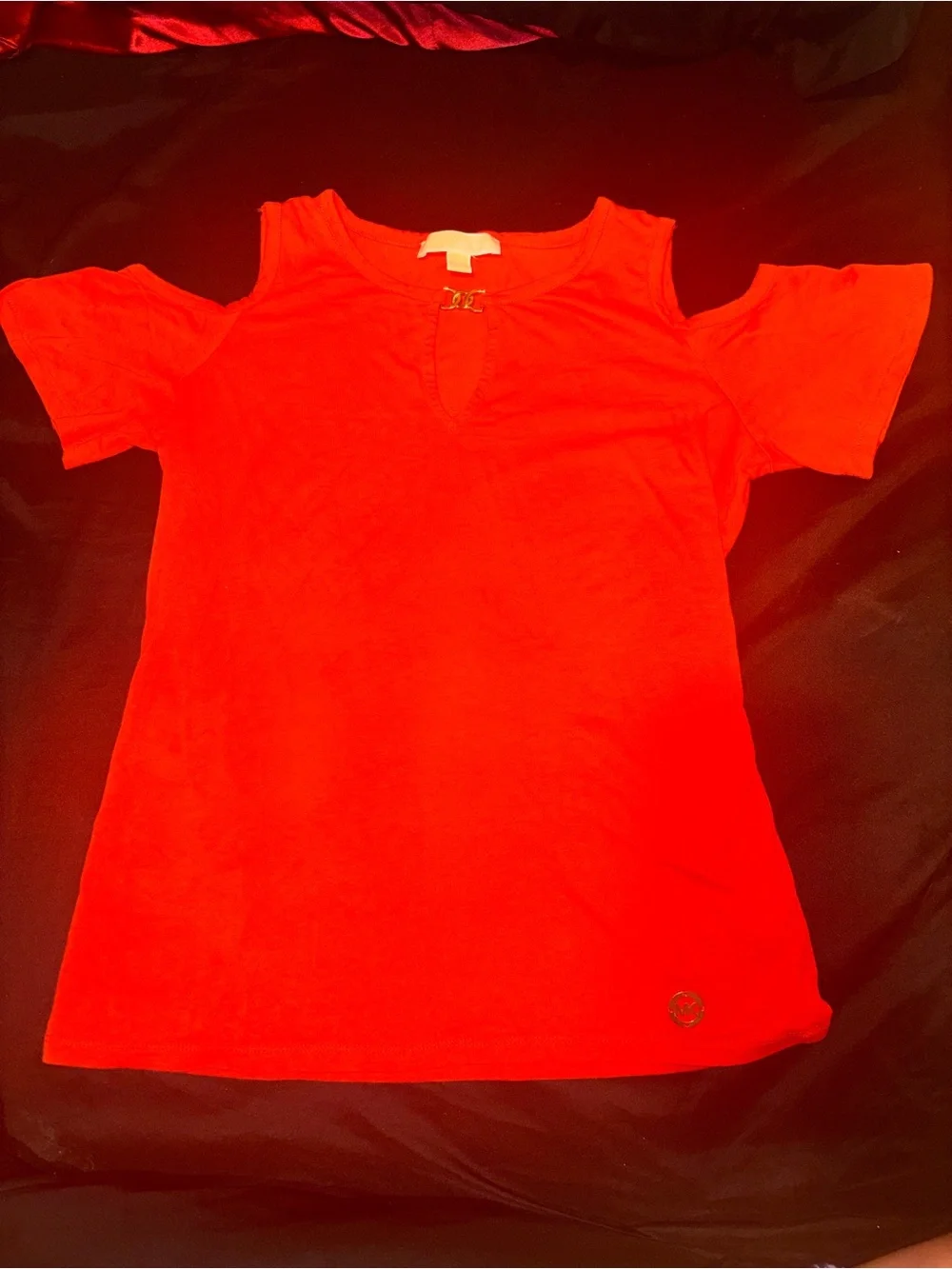 Michael Kors Red Cold-Shoulder Short Sleeve Tee with Keyhole